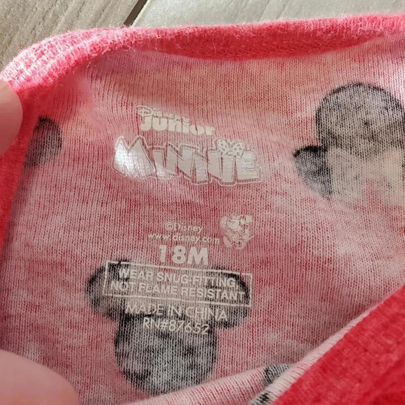Disney Junior Minnie Mouse Red and Black Pajama Set Size 18m - Picture 8 of 10
